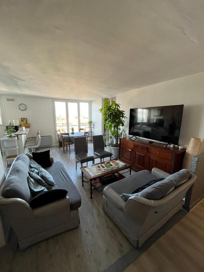 Grand Appartement Proche De Paris Chille エクステリア 写真